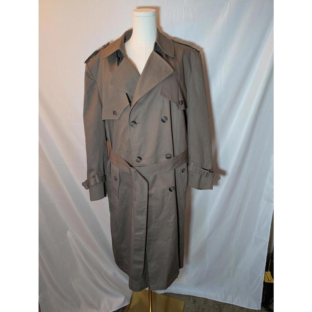 Vintage London Towne Classic Trench Coat with Belt Men's Size 40 Short